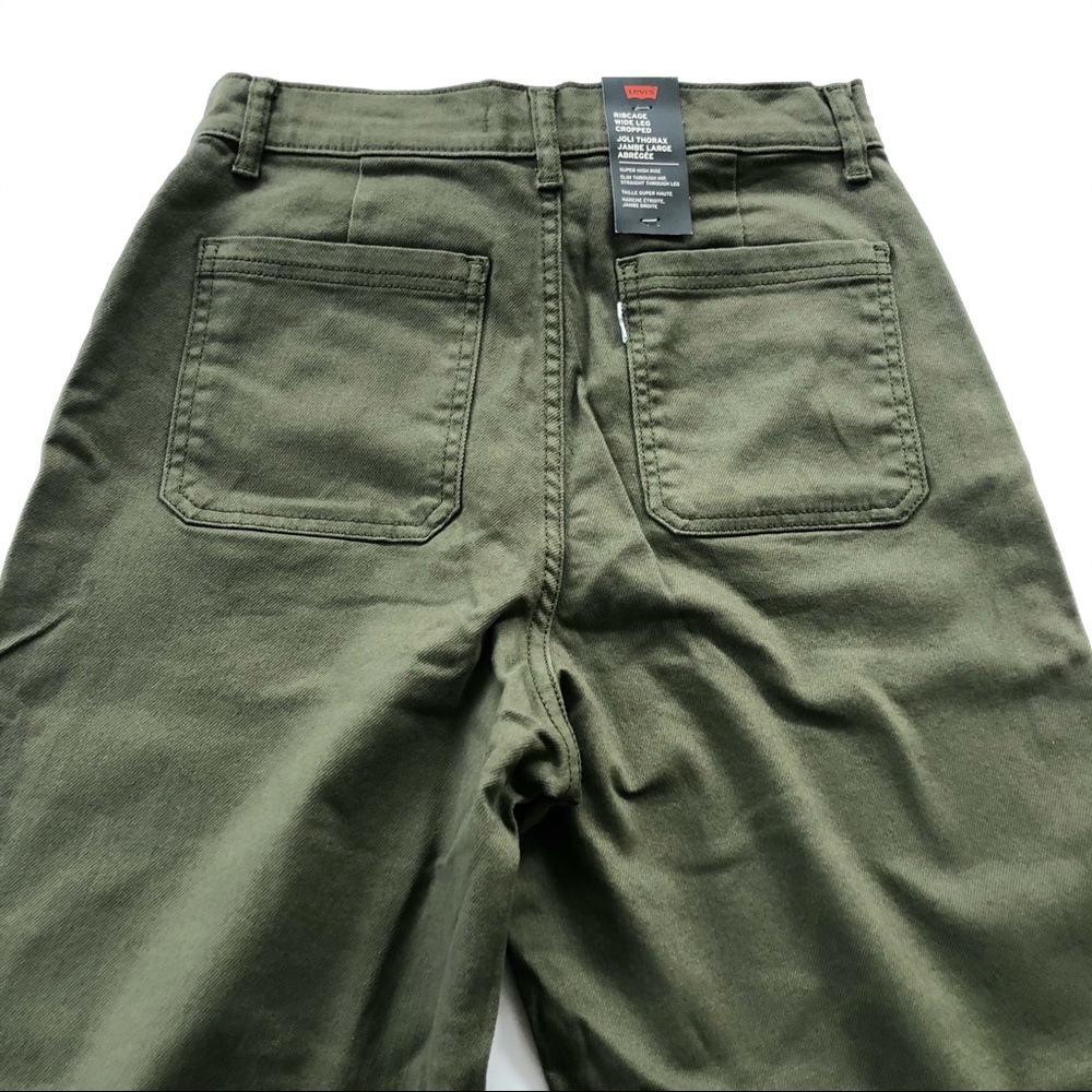 Levi’s Ribcage Wide Leg Crop - Picture 11 of 15